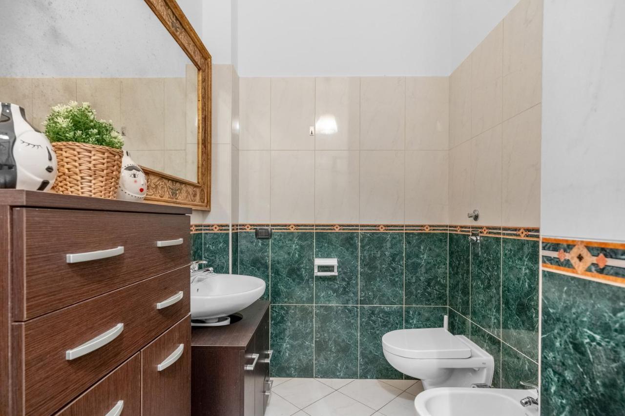 Ca36 - Luxurious Central Apartment - Romantic ميلان المظهر الخارجي الصورة
